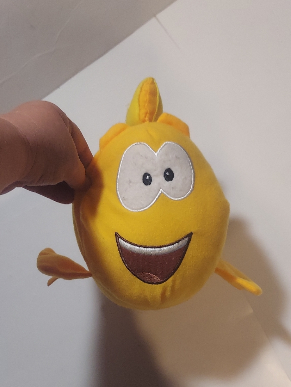 Nickelodeon Bubble Guppies Yellow Smiling Fish Plush Toy